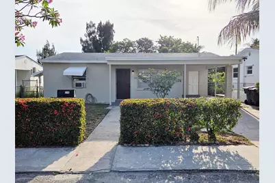 715 S C Street, Lake Worth, FL 33460 - Photo 1