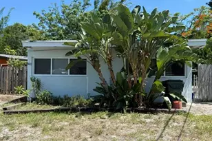 380 Manchester St, Boca Raton, FL 33487 - Photo 1