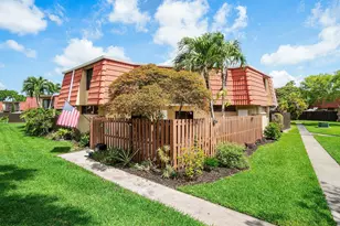 8122 Thames Blvd, Boca Raton, FL 33433 - Photo 1