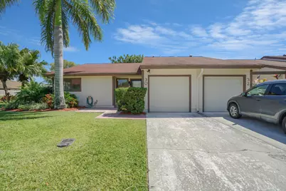 30 Kensington Lane, Boynton Beach, FL 33426 - Photo 1