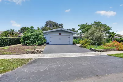 807 SW 3rd Street, Boca Raton, FL 33486 - Photo 1