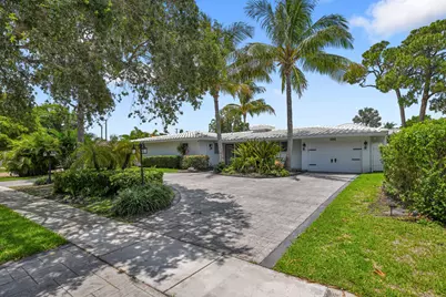 901 SE 12th Avenue, Deerfield Beach, FL 33441 - Photo 1