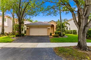 1071 Bluewood Terrace, Weston, FL 33327 - Photo 1