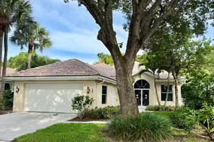 198 Hampton Cir, Jupiter, FL 33458 - Photo 1