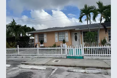 966 Sumter Road E, West Palm Beach, FL 33415 - Photo 1