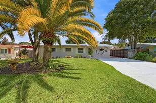 1095 NE Tuxedo Terrace, Jensen Beach, FL 34957 - Photo 1