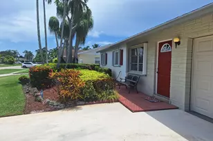 4972 Royal Ct S, West Palm Beach, FL 33415 - Photo 1