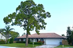 22822 Pinewood Ct, Boca Raton, FL 33433 - Photo 1