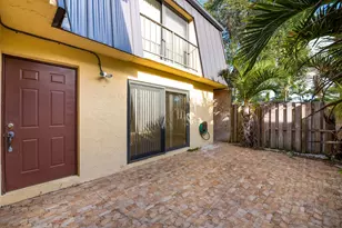 2471 Waterside Dr, Lake Worth, FL 33461 - Photo 1