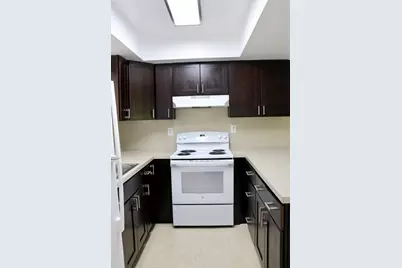 482 SW 9th #18, Boca Raton, FL 33432 - Photo 1