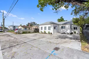 865 SE 12th St, Hialeah, FL 33010 - Photo 1