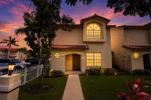 402 NW 108th Terrace, Pembroke Pines, FL 33026 - Photo 1