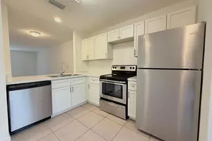 910 Summit Lake Dr, West Palm Beach, FL 33406 - Photo 1