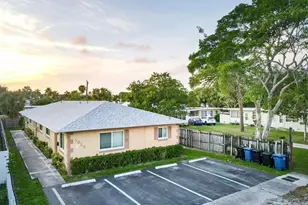 1025 NE 17th Ave, Fort Lauderdale, FL 33304 - Photo 1