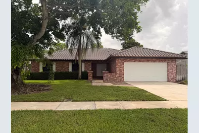 21092 Shady Vista Lane, Boca Raton, FL 33428 - Photo 1