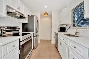 8132 SE Croft Cir, Hobe Sound, FL 33455 - Photo 1