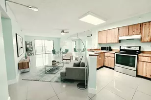 2112 S Cypress Bend Dr, Pompano Beach, FL 33069 - Photo 1