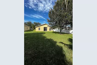 420 Lexington Boulevard, Vero Beach, FL 32962 - Photo 1