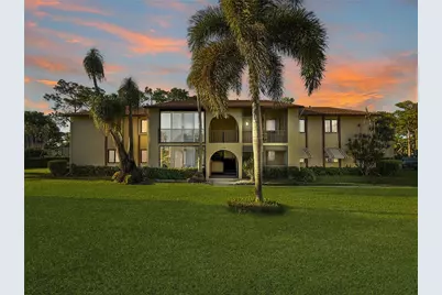 329 Knotty Pine Circle #C2, Greenacres, FL 33463 - Photo 1