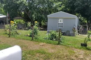 4224 SE 29th Ct, Okeechobee, FL 34974 - Photo 1