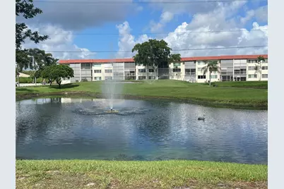 8962 S Hollybrook Boulevard #308, Pembroke Pines, FL 33025 - Photo 1
