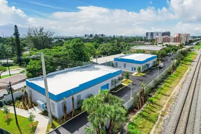 621 NE 1st Avenue, Pompano Beach, FL  - Photo 1