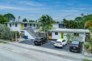 630 NE 37th St, Oakland Park, FL - Photo 1