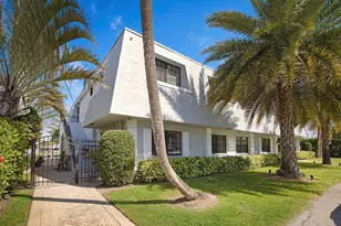 2743 NE 28th Ct, Lighthouse Point, FL 33064 - Photo 1