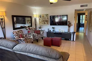 1066 Newport Q Unit, Deerfield Beach, FL 33442 - Photo 1