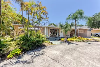 970 NE 36th Street, Oakland Park, FL 33334 - Photo 1