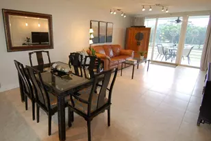 575 Oaks Ln, Pompano Beach, FL 33069 - Photo 1