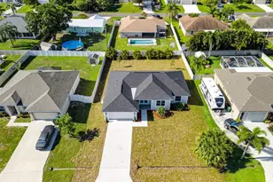 1014 SW Fisherman Ave, Port Saint Lucie, FL 34953 - Photo 1