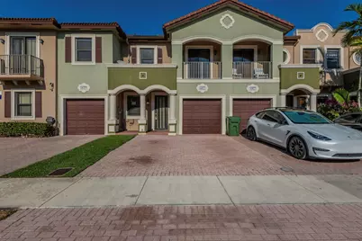 667 NE 35th Avenue, Homestead, FL 33033 - Photo 1