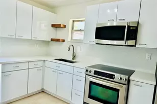 2425 Pierce St, Hollywood, FL 33020 - Photo 1