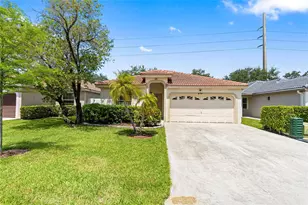 674 NW 183rd Way, Pembroke Pines, FL 33029 - Photo 1