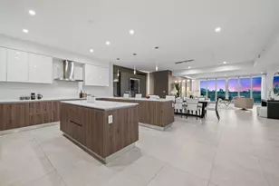 321 N Birch Rd Unit, Fort Lauderdale, FL 33304 - Photo 1