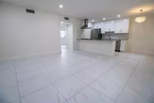 1423 SW 2nd St, Fort Lauderdale, FL 33312 - Photo 1