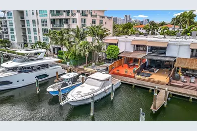 424 Hendricks Isle #11, Fort Lauderdale, FL 33301 - Photo 1