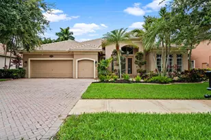 8284 S Lake Forest Dr, Davie, FL 33328 - Photo 1