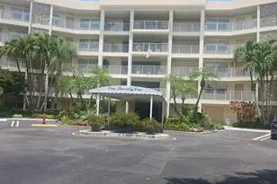 800 W Cypress Grove Dr Unit, Pompano Beach, FL 33069 - Photo 1