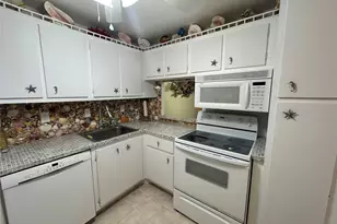 3180 Holiday Springs Blvd, Pompano Beach, FL 33063 - Photo 1