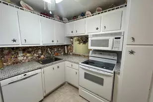 3180 Holiday Springs Blvd, Pompano Beach, FL 33063 - Photo 1