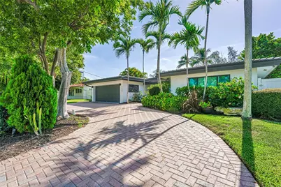 956 SE 10th Court, Pompano Beach, FL 33060 - Photo 1