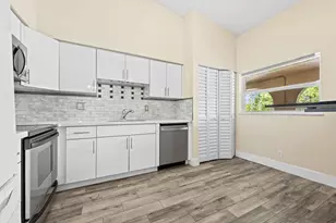 2983 NW 92nd Ave, Coral Springs, FL 33065 - Photo 1