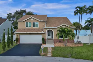 1021 SW 109th Way, Davie, FL 33324 - Photo 1