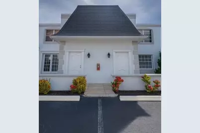 916 NE 27th Avenue #916, Hallandale Beach, FL 33009 - Photo 1