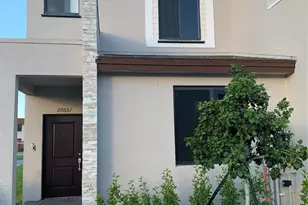20651 NE 7 Pl, Miami, FL 33179 - Photo 1