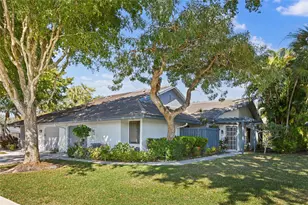 5051 Pine Dr, Boynton Beach, FL 33437 - Photo 1