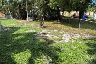 721 NW 18th St, Pompano Beach, FL 33060 - Photo 1
