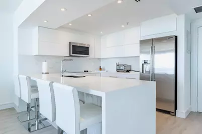 5601 Collins Avenue #1419, Miami Beach, FL 33140 - Photo 1